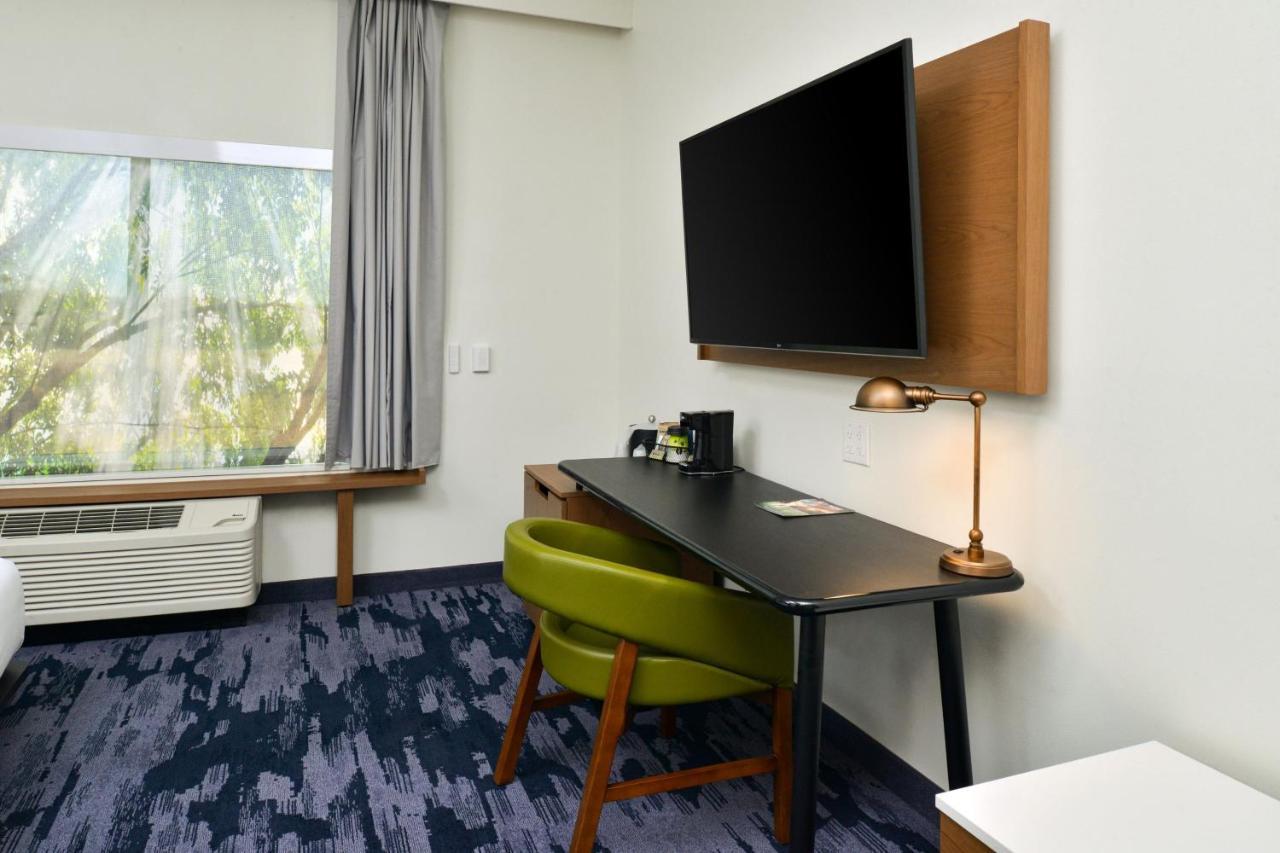King Suite with Sofa Bed